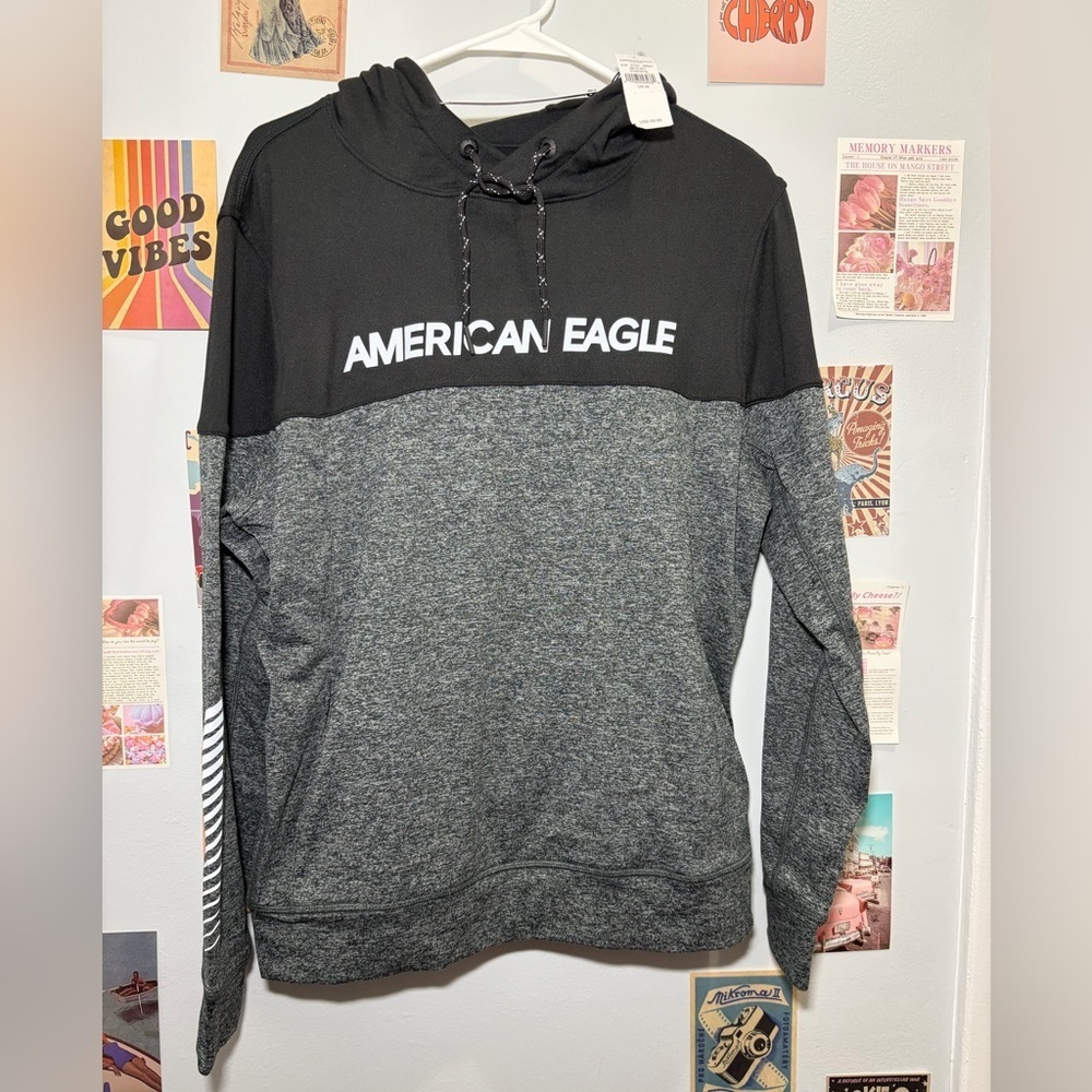 American Eagle Outfitters Men's Black & Gray Zip-Up Hoodie Sweater